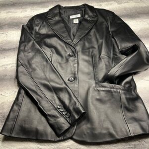 Like new Leather Women's Jacket